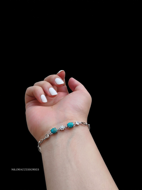 دستبند زنانه نقره با فیروزه نیشابور